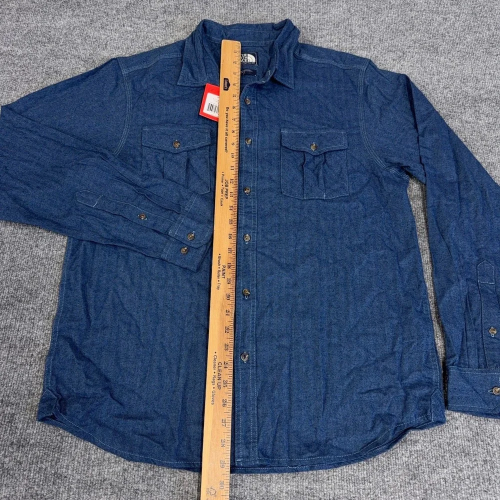 The North Face Shirt Men Large Blue Herringbone Chambray Grayling Long Sleeve